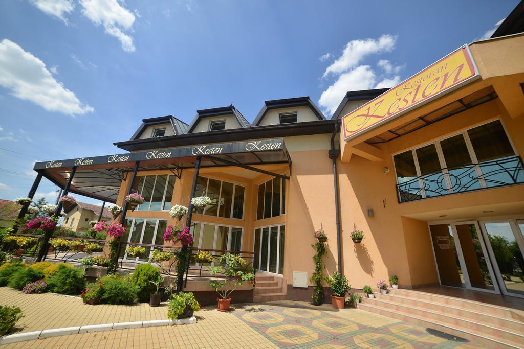 Kesten Futog Exterior foto